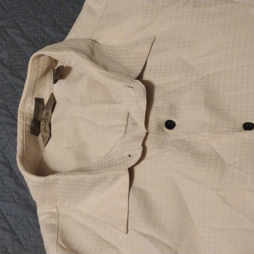 Axist Men's Beige Button-Down Shirt - Picture 4 of 6